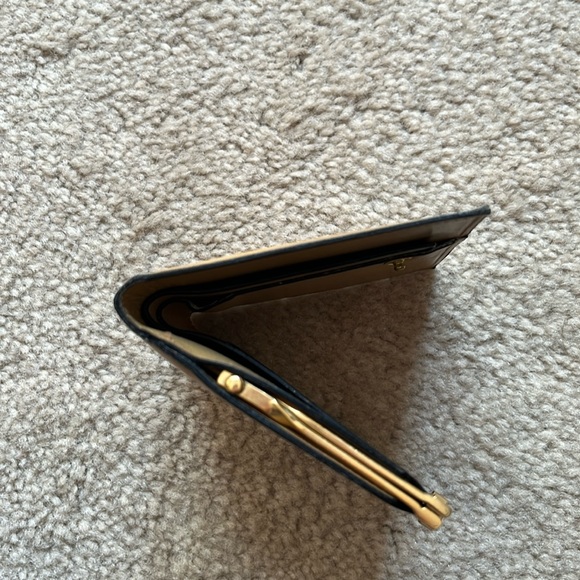 Vintage Holt Renfrew Tan Leather Wallet with Gold Hardware and Black Trim - Picture 10 of 12